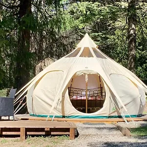 Glamping At Camping La Source Tente de luxe Saint-Pierre-d'Argencon